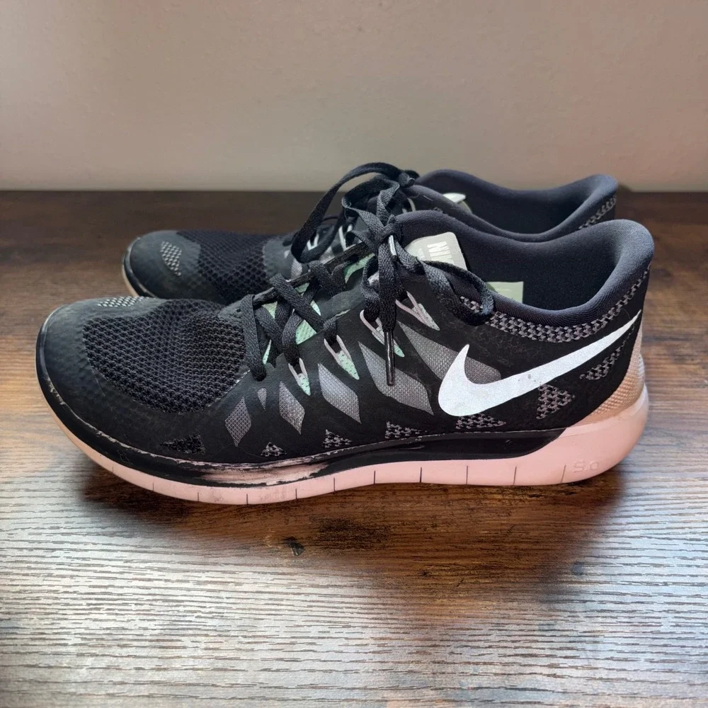 Nike Free 5.0 Womens Running Shoes Black White Mint 642199-031 Size 10